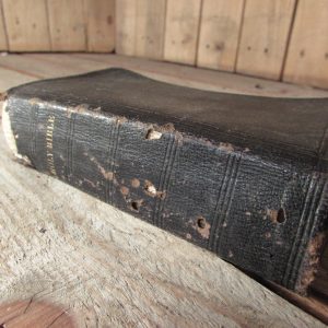 Holy bible, casualty Thomas Welch (1918)