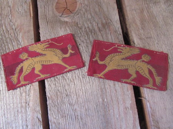 Pair of cloth badges for the HQ land forces, Hong Kong, Post 1945