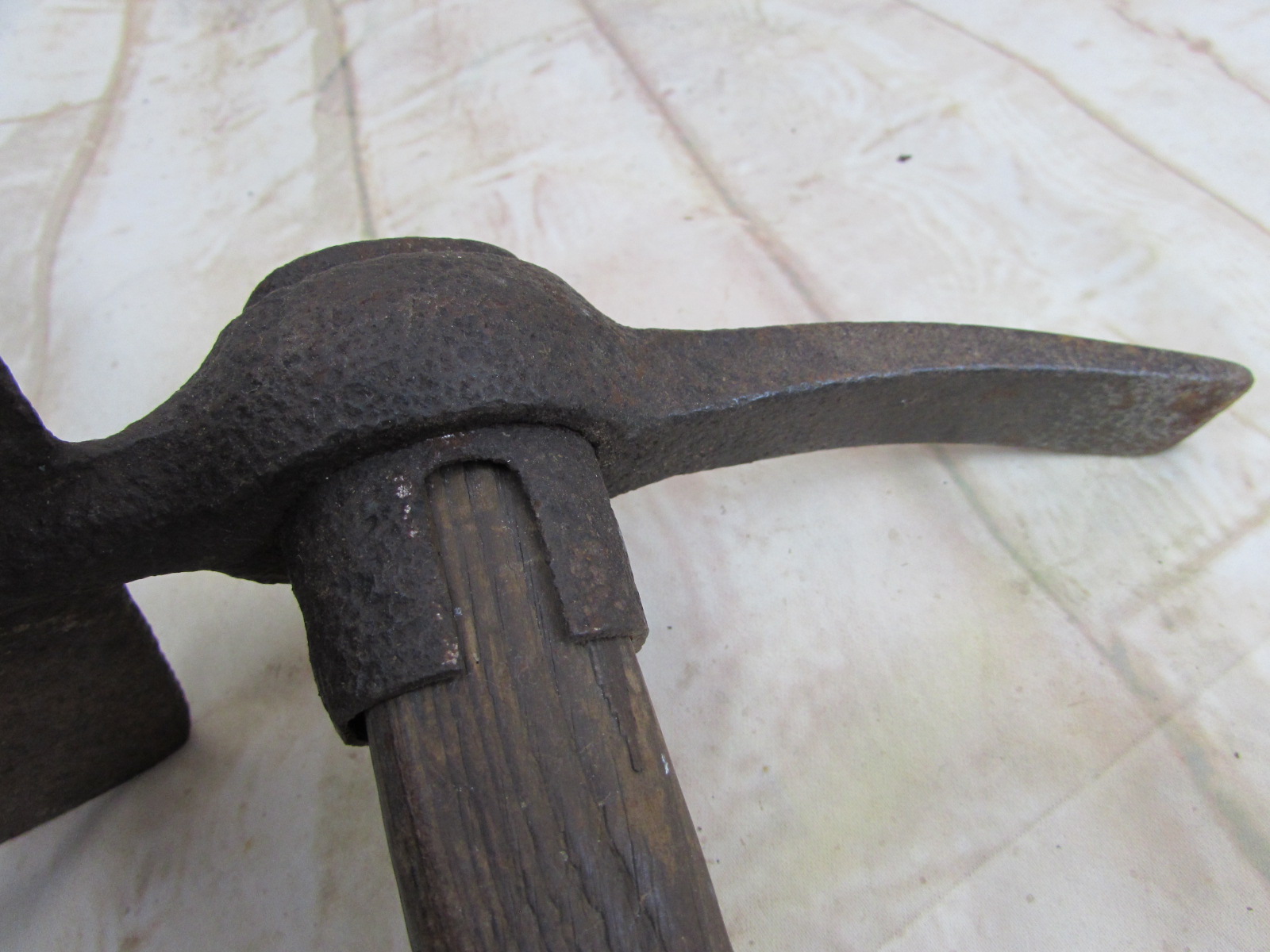 Sold..ww1 British Army Entrenching Tool - Antiqurio Antiques