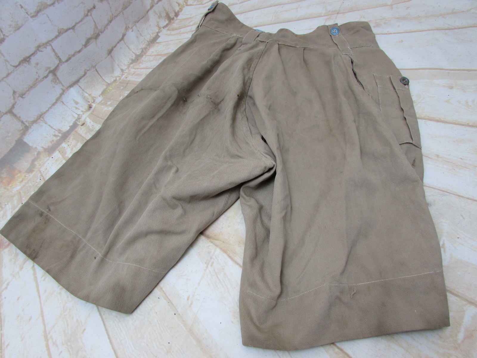 WW2 British Army KD Shorts - Antiqurio Antiques