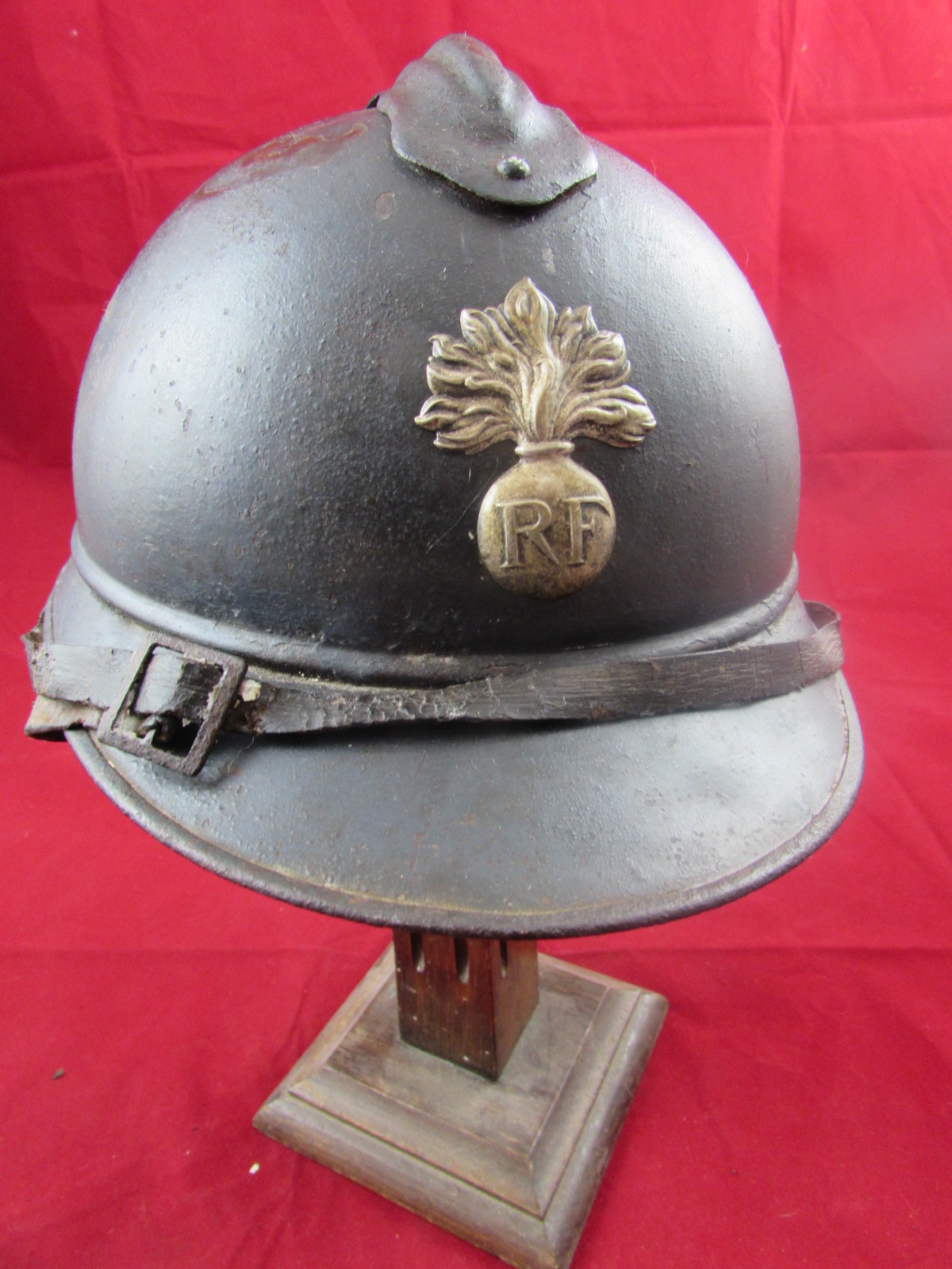 WW1 French M15 Infantry Adrian helmet - Antiqurio Antiques