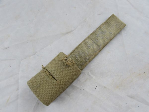 1937 Webbing Pattern Bayonet Frog