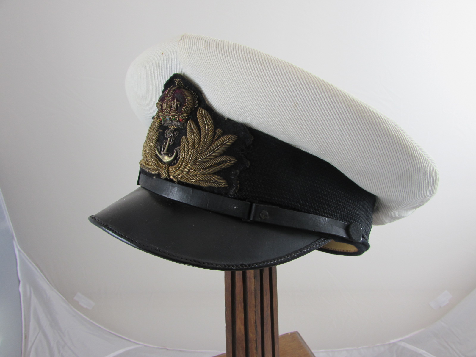 WW11 Royal Navy Captains peaked Cap with Cover
