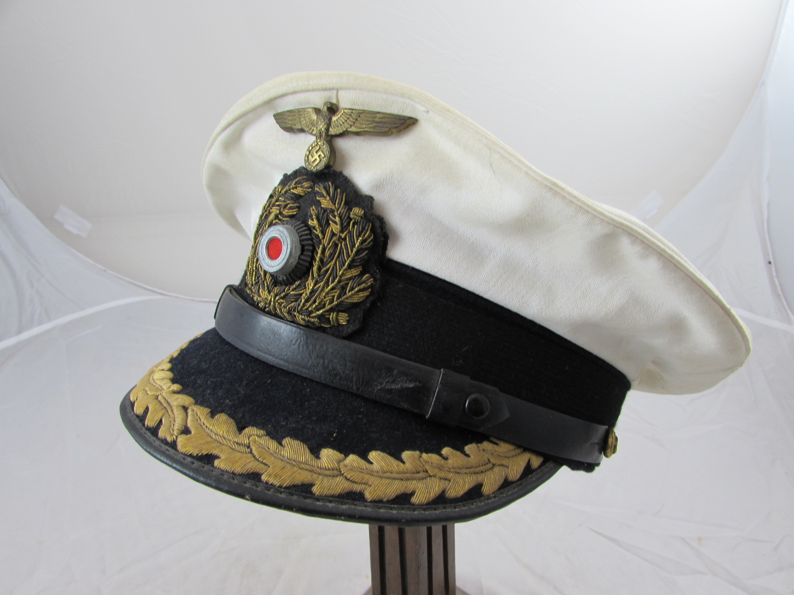 Kriegsmarine Captain's White Top Peaked Cap