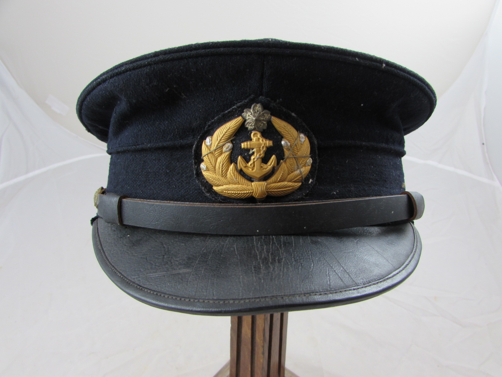 WW2 Japanese Navy Officer's Peaked Cap - Antiqurio Antiques