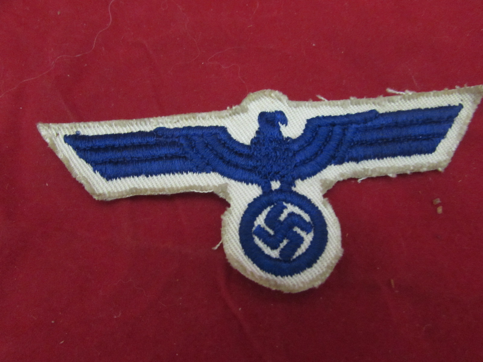 GERMAN WWII KRIEGSMARINE BLUE ON WHITE SHIRT EAGLE.