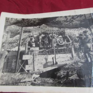 Selection of large black and white photos (original) of WW1 front line - Image 7