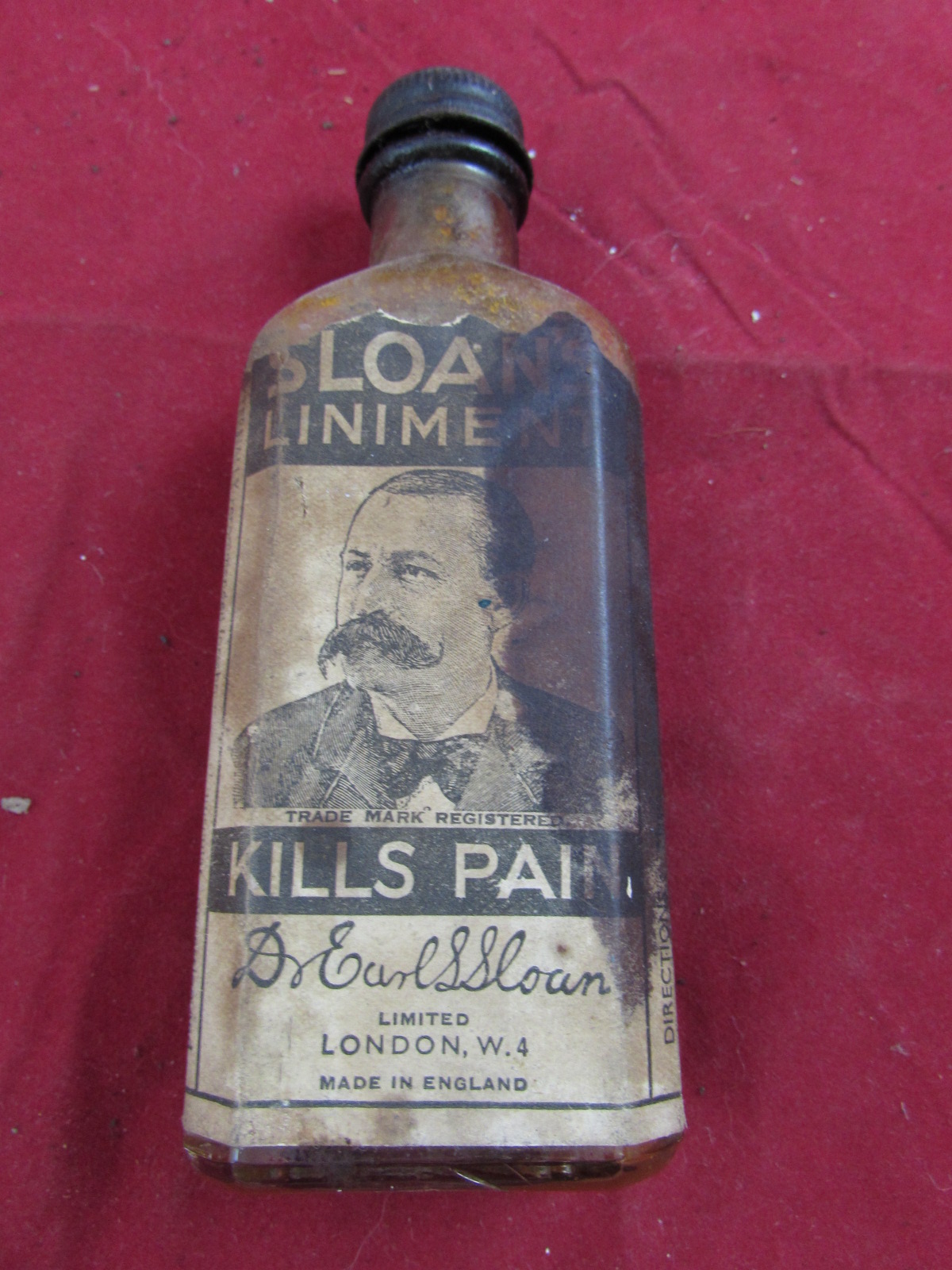 Sloans Liniment,Kills Pain, WW1-WW2