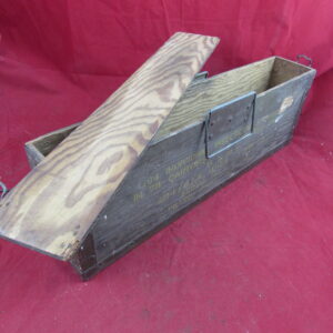 British wooden box for 234 Insecticide Sprayers 1945 - Image 4
