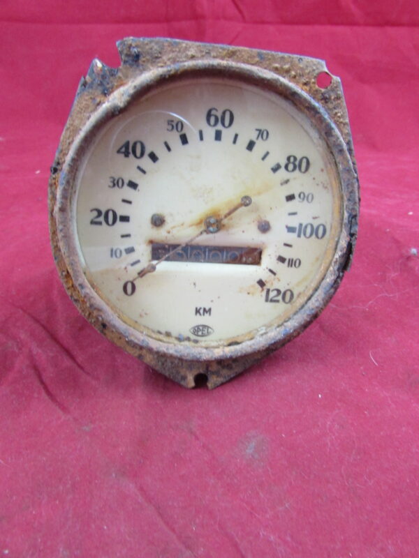 WW2 German Opel Kadett K38 staff car KM Clock