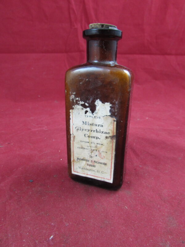 WW1 US Army Bottle of MISTURA GLYCYRRHIZAE COMPOSITA, 6/10/1918