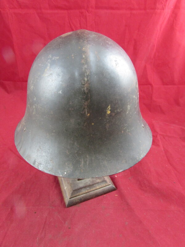 WW2 Bulgarian M36 Steel Combat Helmet - Image 3