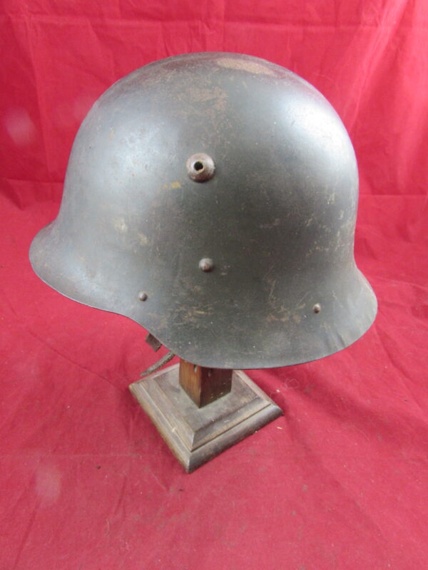 WW2 Bulgarian M36 Steel Combat Helmet - Image 4