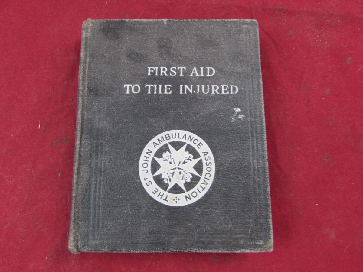 First Aid To The Injured 1939 Hardback Book. The St. John Ambulance ...